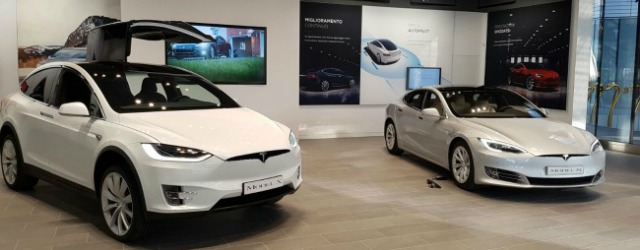 nuovo showroom Tesla