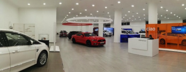 Interni nuovo FordStore Salerno 2017