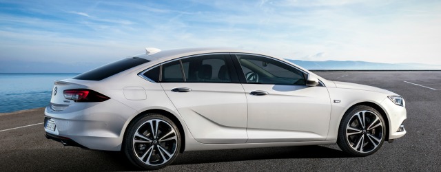 nuova Opel Insignia 2017 prova concessionari