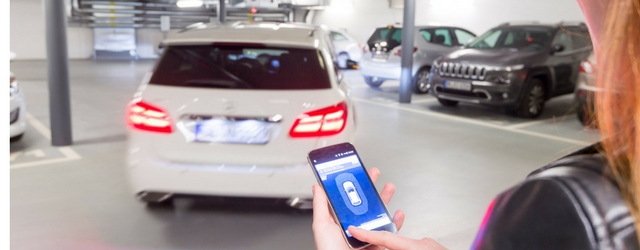 Salone di Francoforte 2017 parcheggio autonomo smartphone