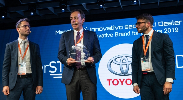 Secondo l'indagine DealerSTAT, Toyota è la casa automobilistica più innovativa per i dealer ad ADD 2019