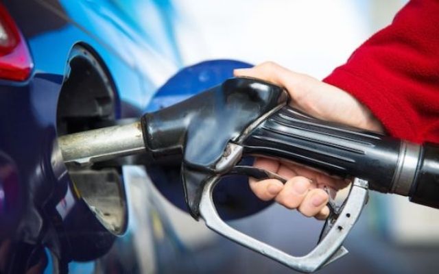 Quanto costa fare benzina in Italia e in Europa?