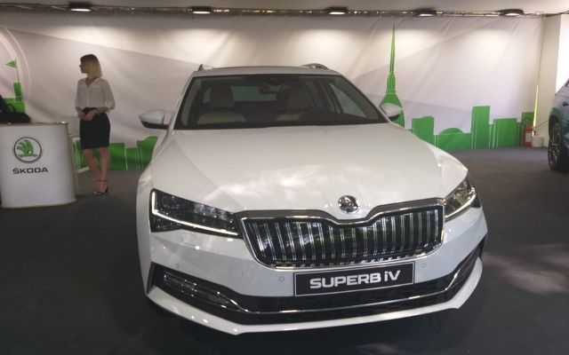 Salone Auto Torino 2019: in anteprima Skoda Superb ibrida plug-in