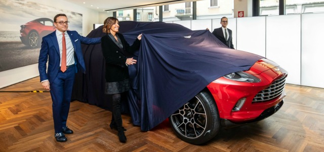 Aston Martin showroom Milano