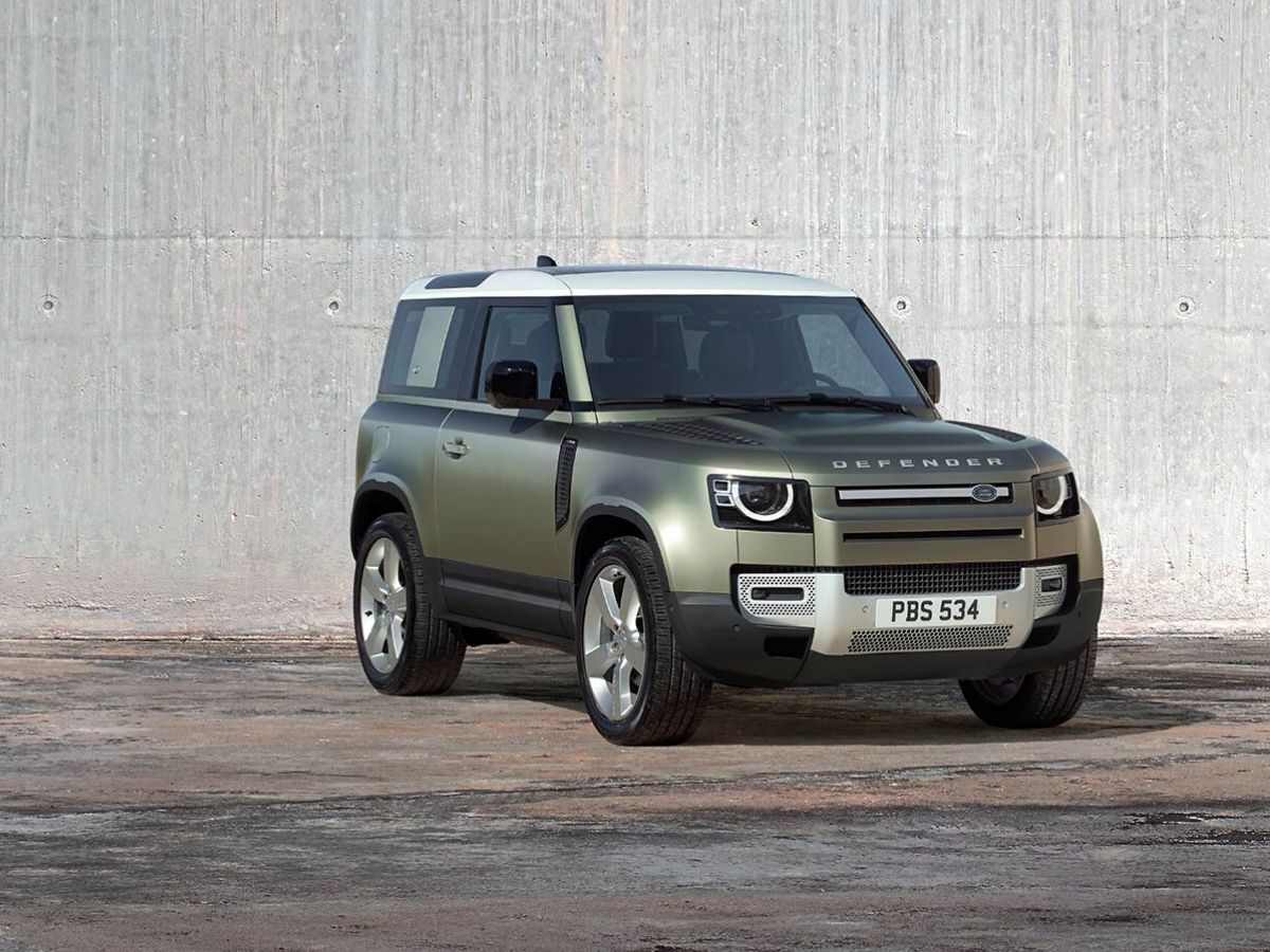 Nuova Landrover Defender mild hybrid