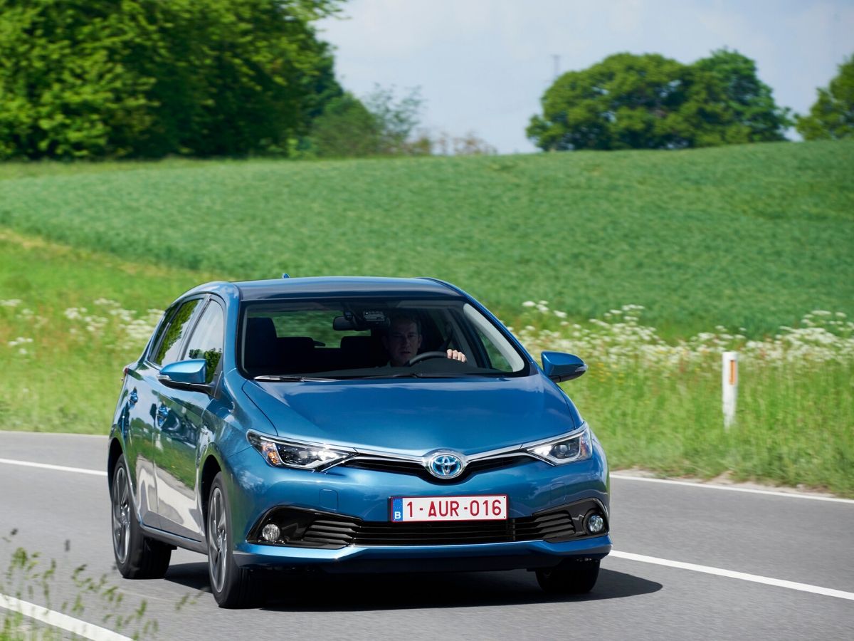 Toyota Auris è l'ibrido che gli italiani cercano più spesso