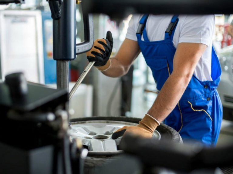 Senza incentivi si mette a rischio l'occupazione del settore automotive