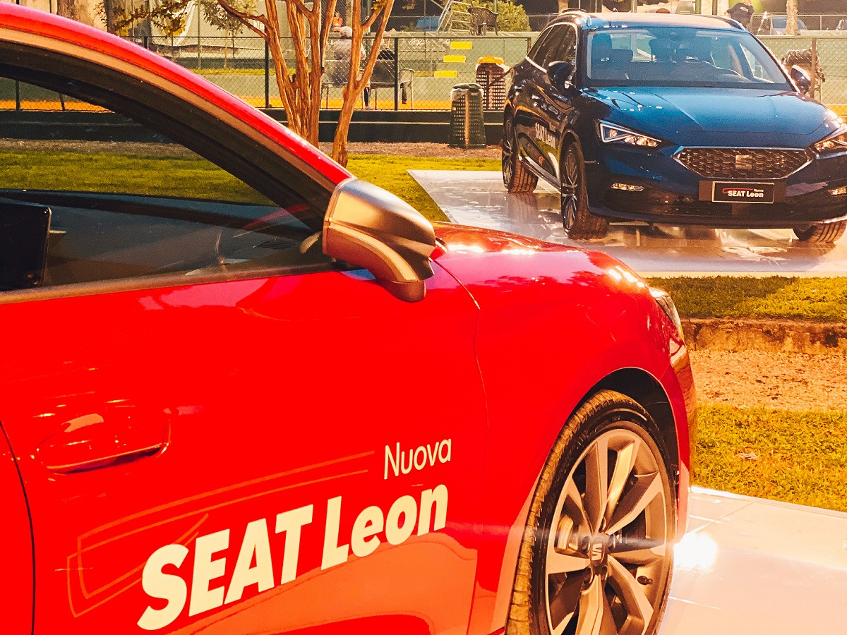 nuova Seat Leon Lombarda Motori