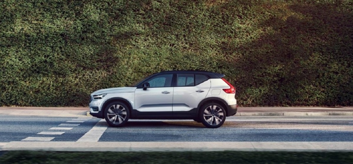 nuova Volvo XC40 Recharge