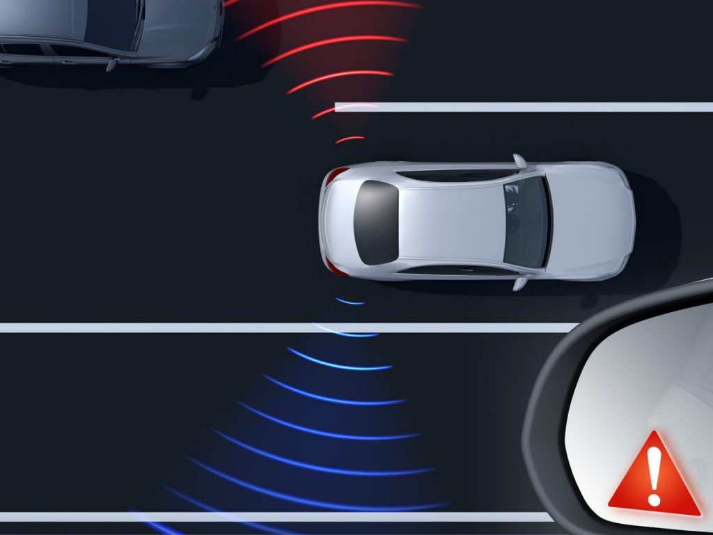 Come funziona il Blind Spot Assist sulle auto? DealerLink.it