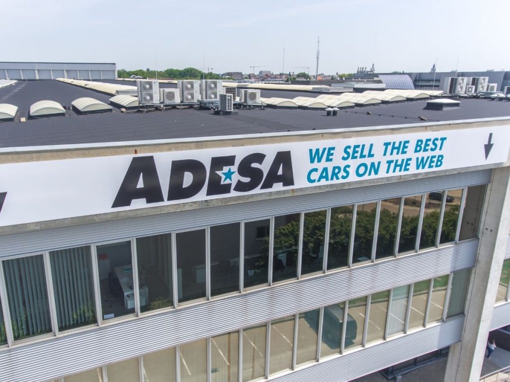 Aste di auto usate: ecco come ADESA supporta i dealer