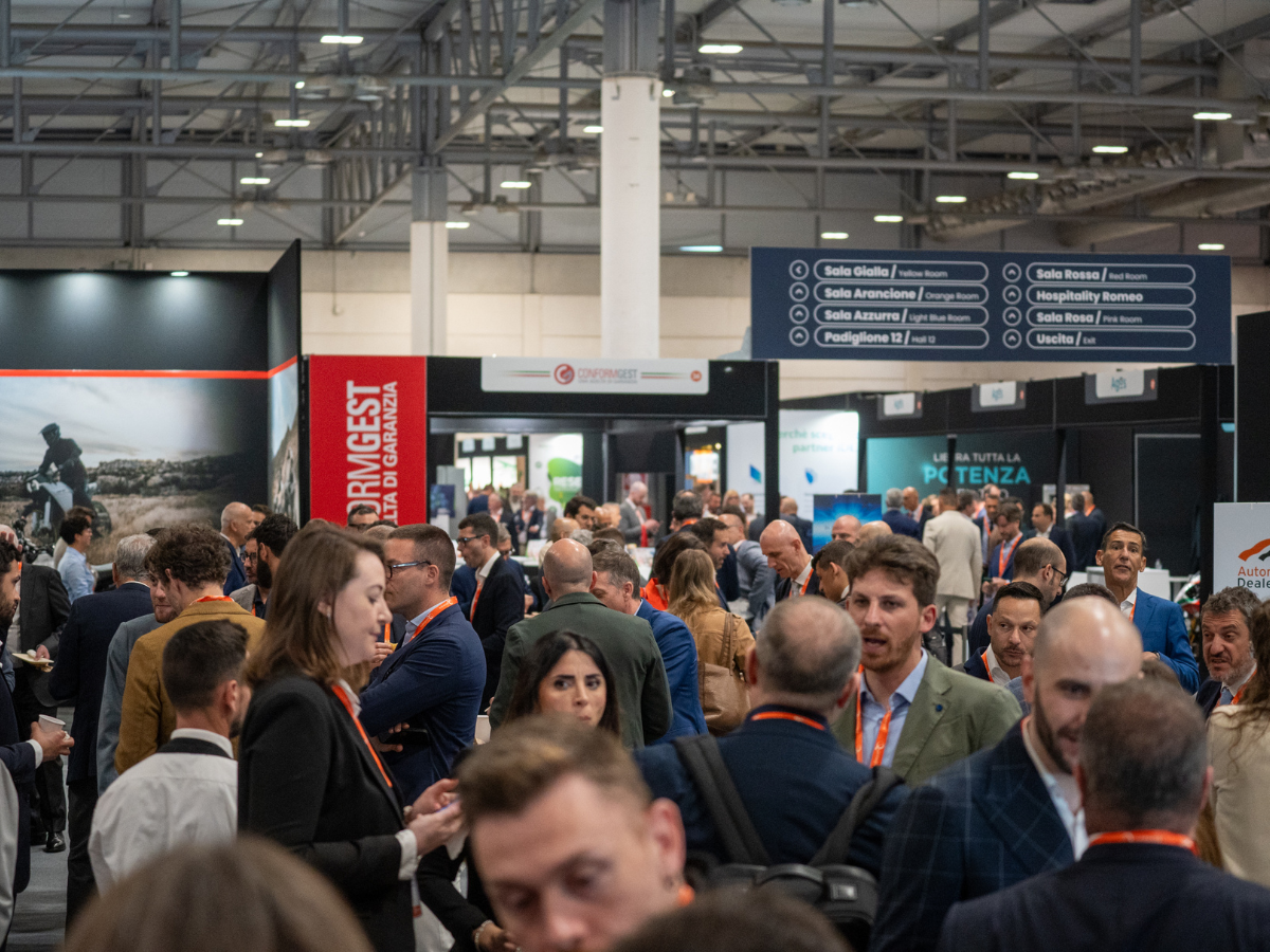 pubblico-automotive-dealer-day